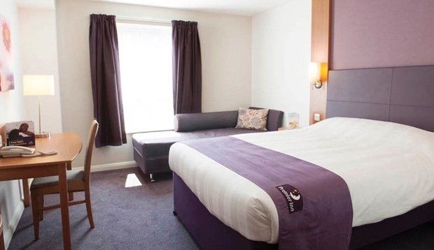 Premier Inn Liverpool Aintree Exterior photo